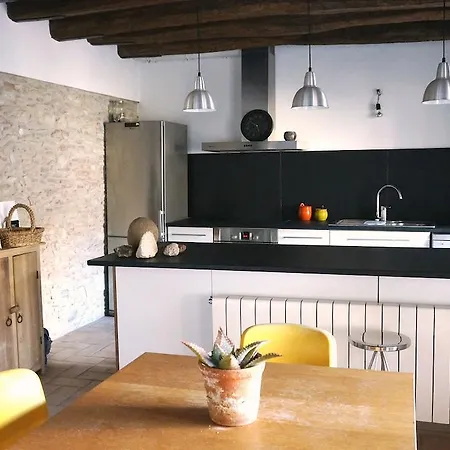 La Casa Del Mig